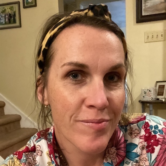 Meet your Posher, Katarina - Picture 1 of 2